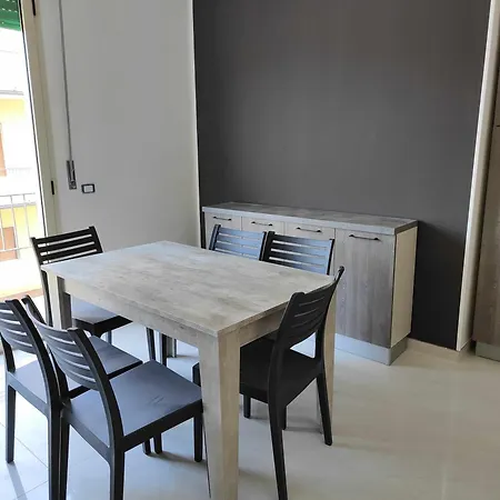 ゲストハウス Fantasia